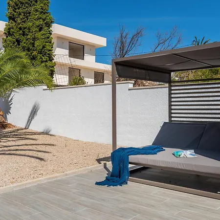 Villa Moose - Plusholidays